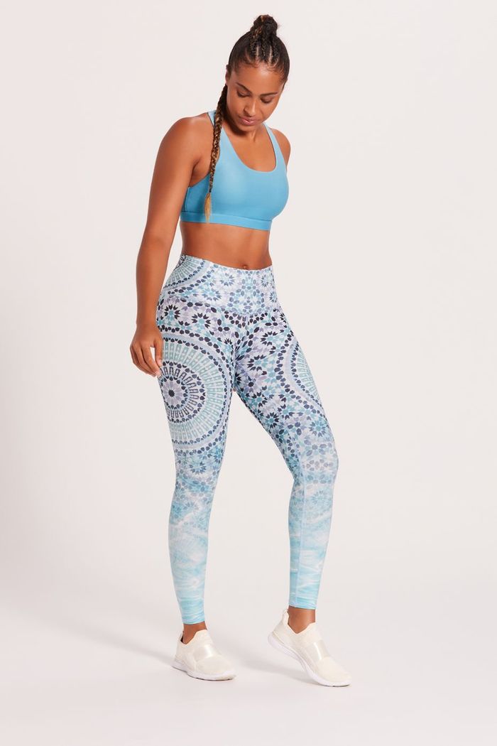 Oasis Barefoot Legging