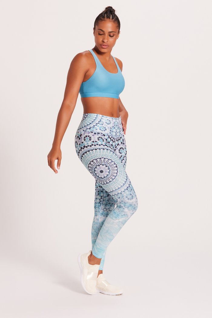 Oasis Barefoot Legging