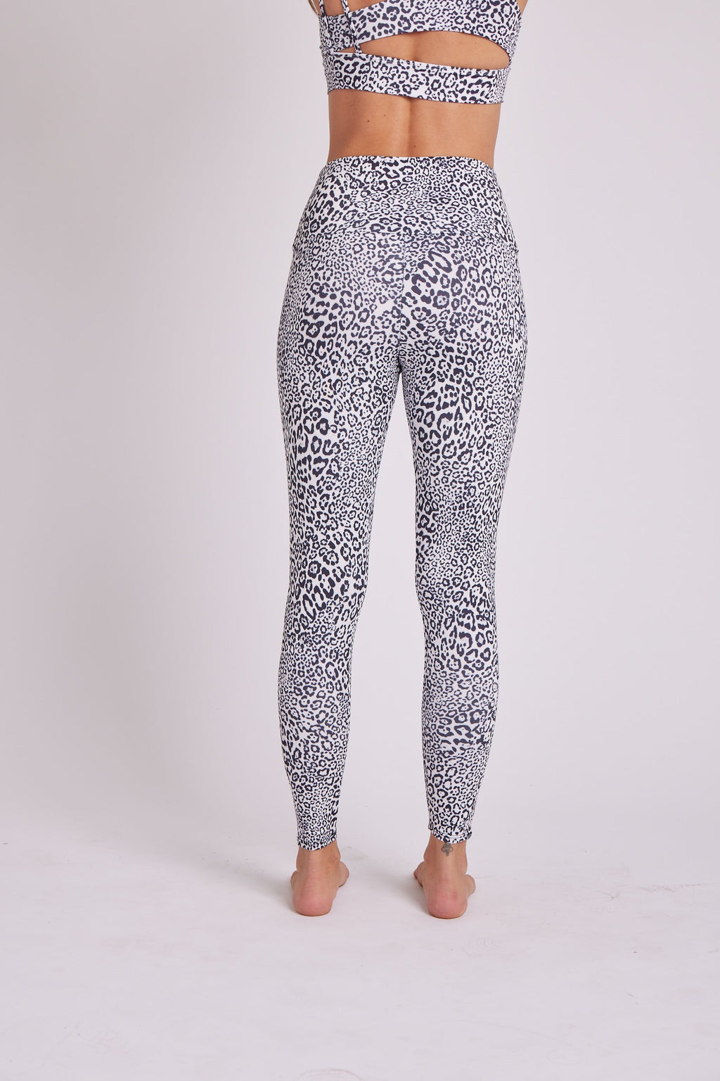 High Rise Legging - Snow Cub